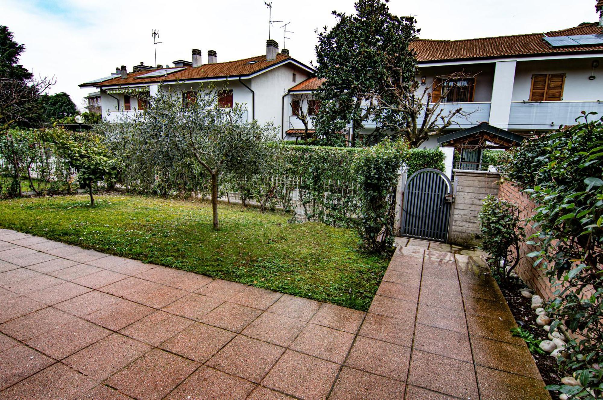 Bbgreen Перо Екстер'єр фото